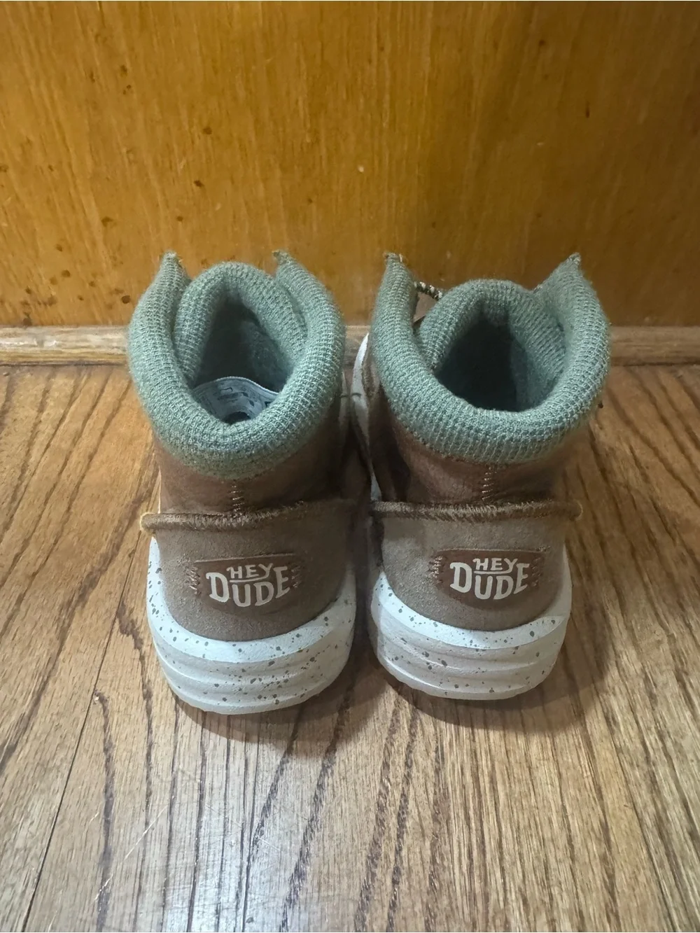 Boys Hey Dude Lace-Up Adventure Boots with Green Collar Size Toddler 12